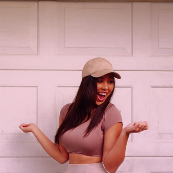 Meet your Posher, Jess - Picture 4 of 4